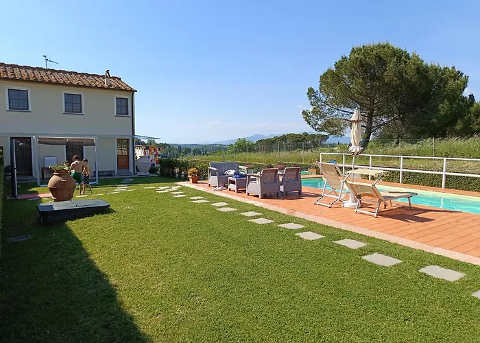 Green Bike Vintage Tuscany - Countryside Holiday Apartment With Pool
